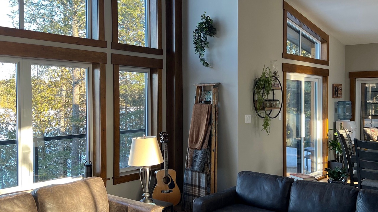 Photo of Livingroom in Irondale