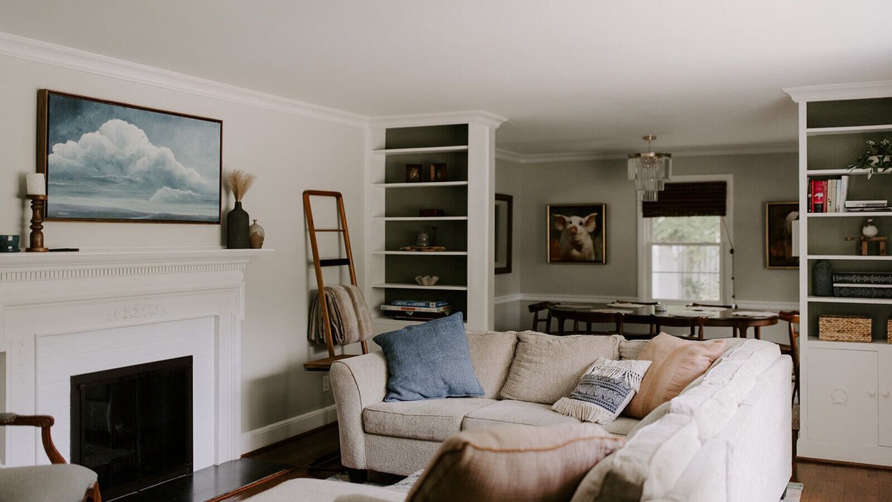 Photo of Livingroom in Old Irving Park