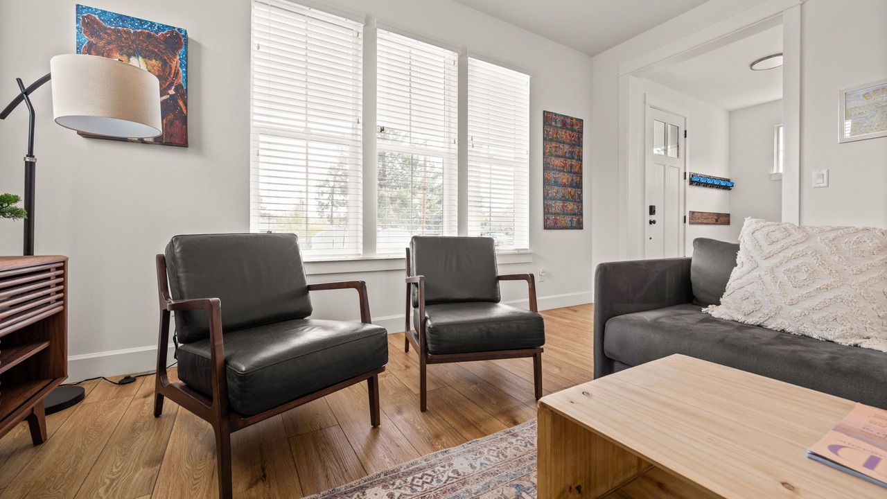 Photo of Livingroom in Southern Crossing