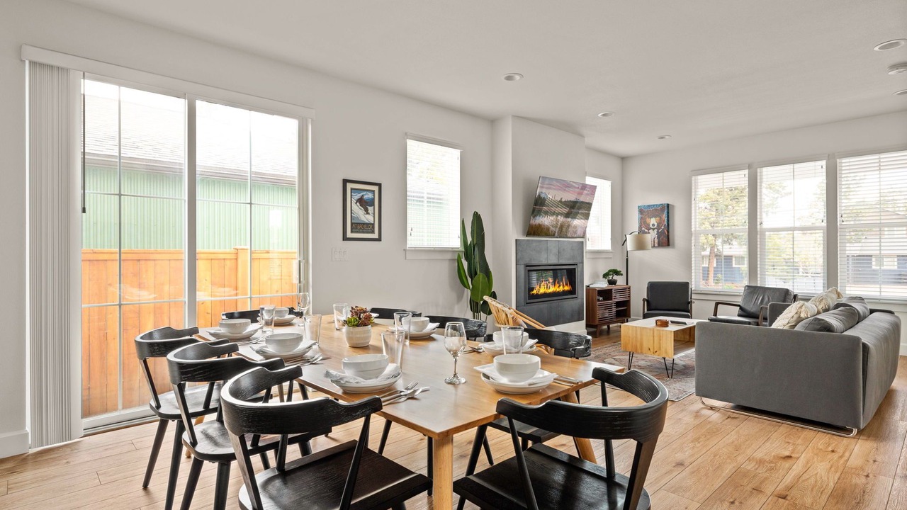 Photo of Others in Southern Crossing