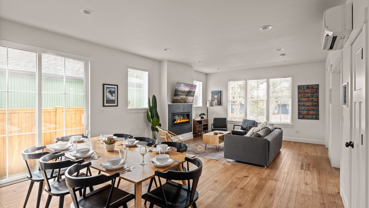 Photo of Others in Southern Crossing