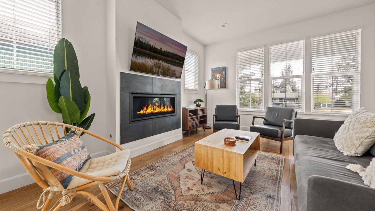 Photo of Livingroom in Southern Crossing