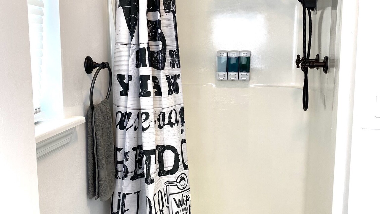 Photo of Bathroom in Albany