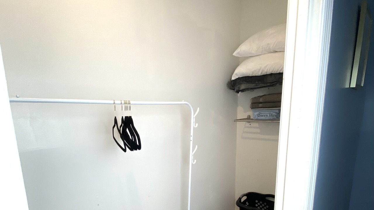 Photo of Others in Albany