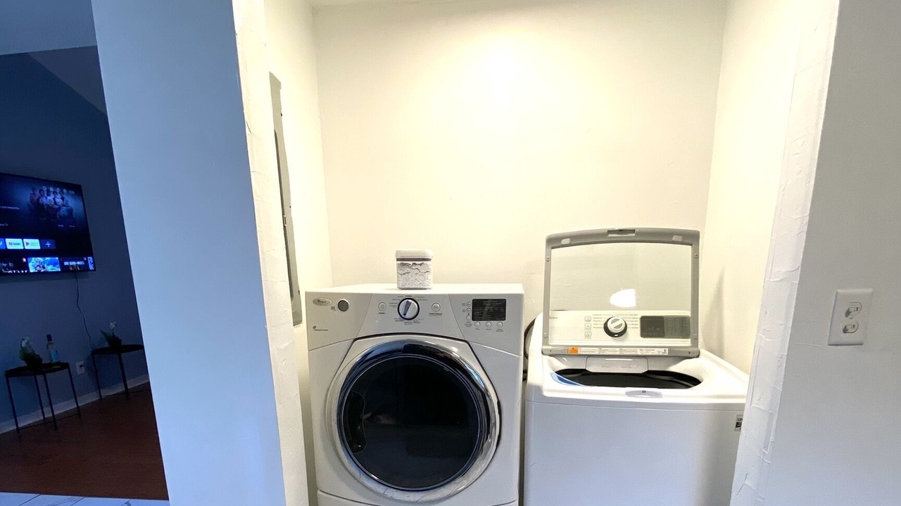 Photo of Others in Albany