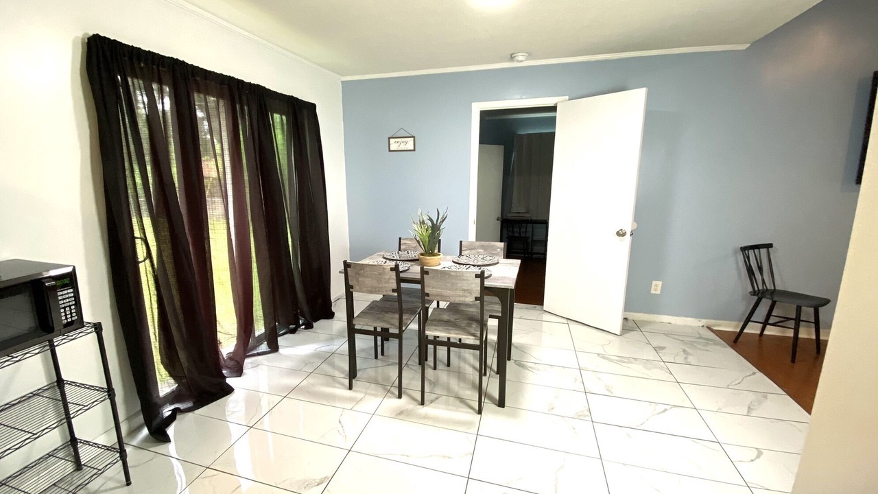 Photo of Others in Albany