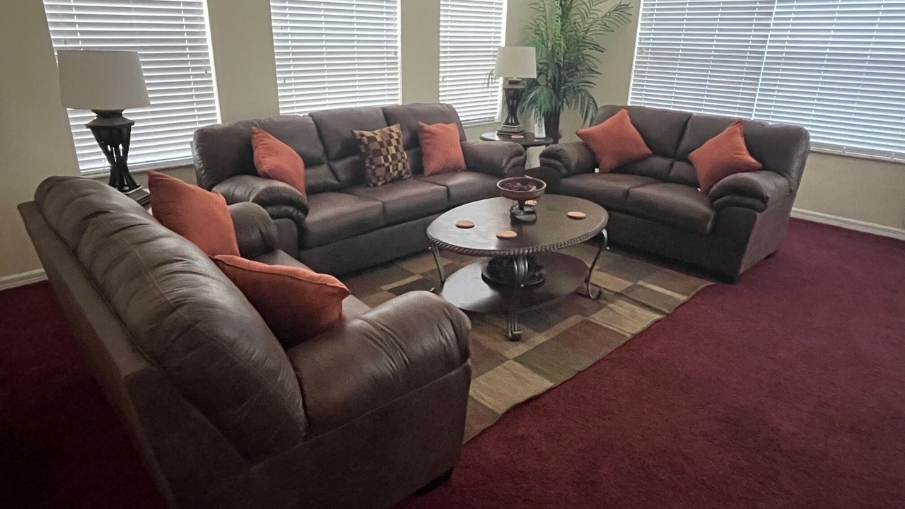Photo of Livingroom in Thousand Oaks