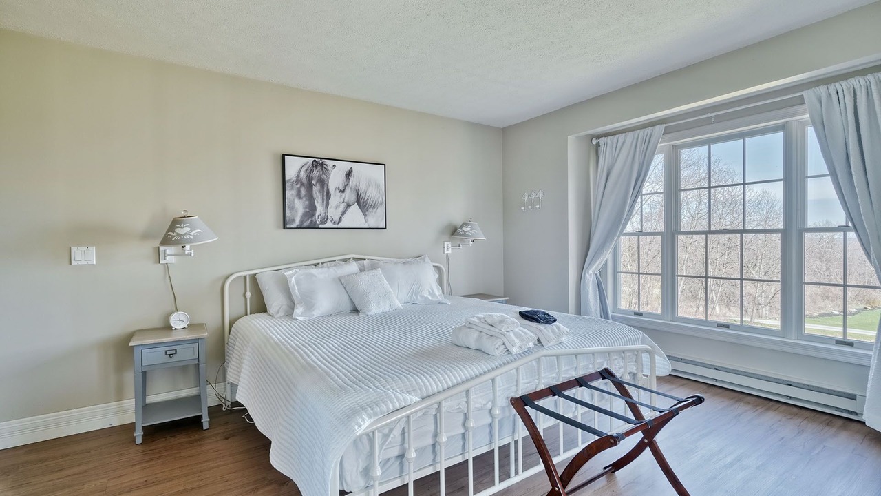 Photo of Bedroom in Canandaigua