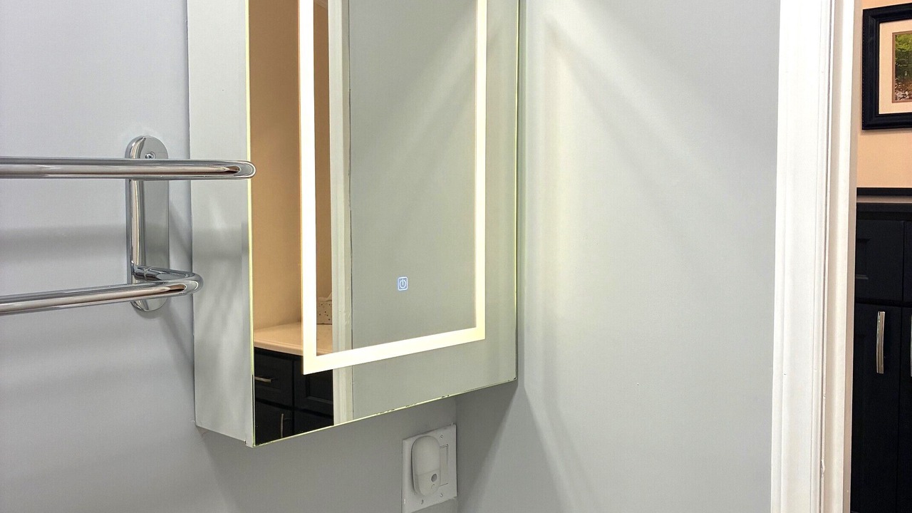 Photo of Bathroom in Newland