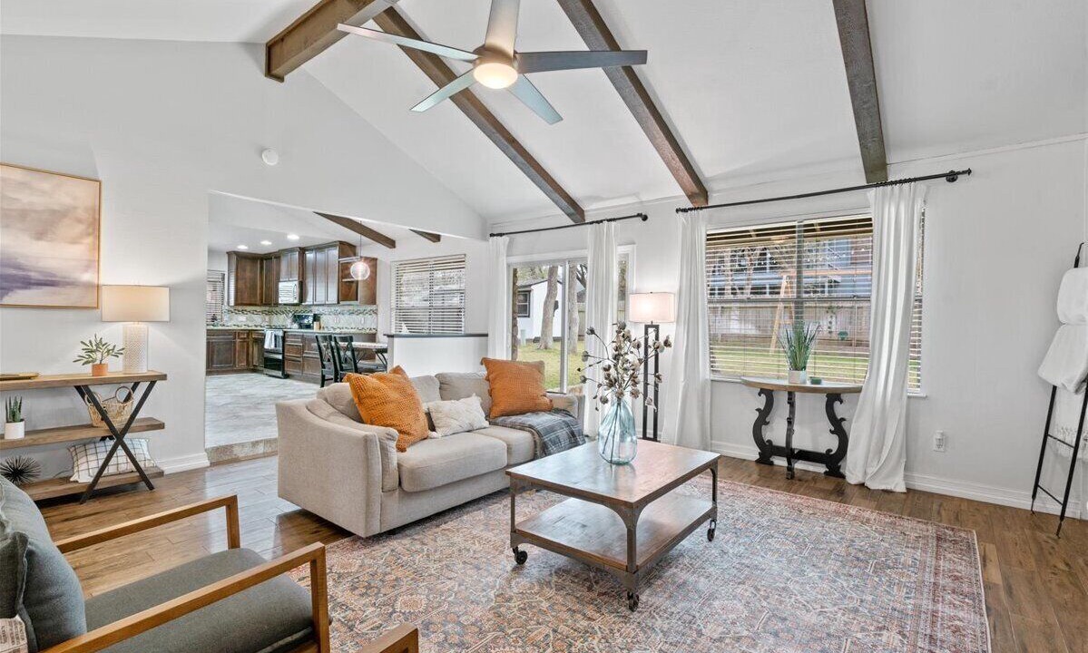Photo of Livingroom in Round Rock West