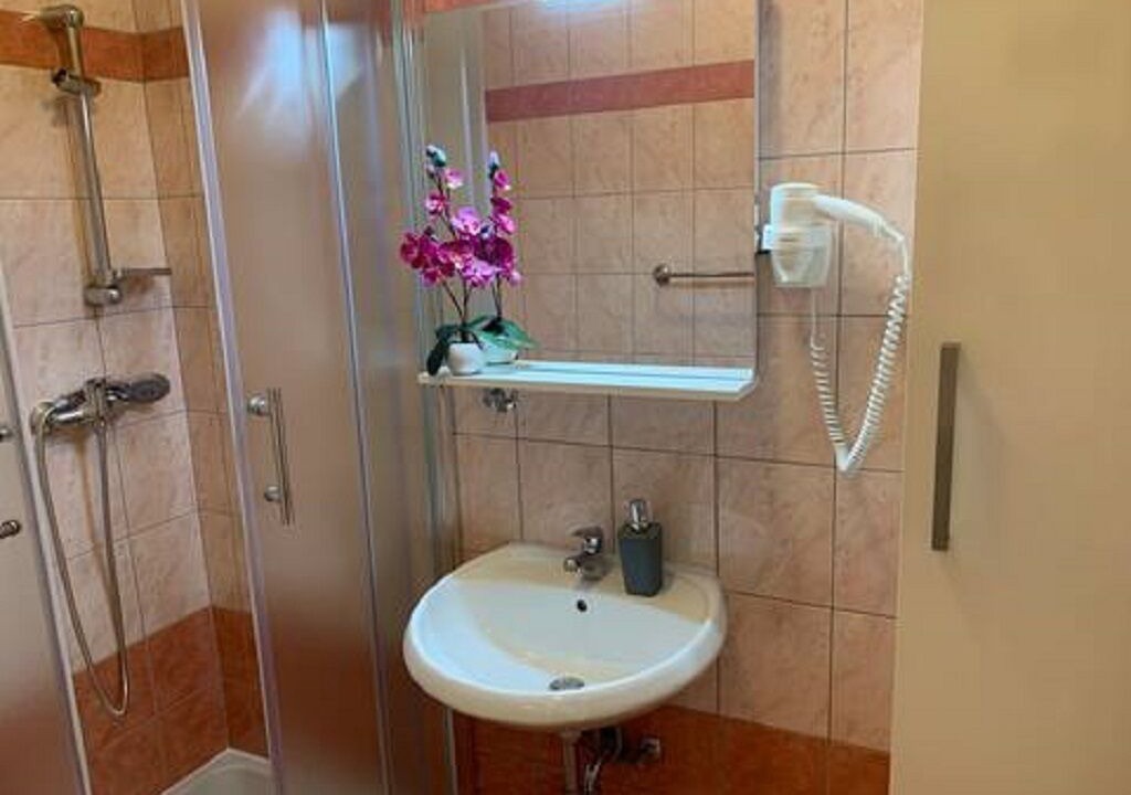 Photo of Bathroom in Stinjan