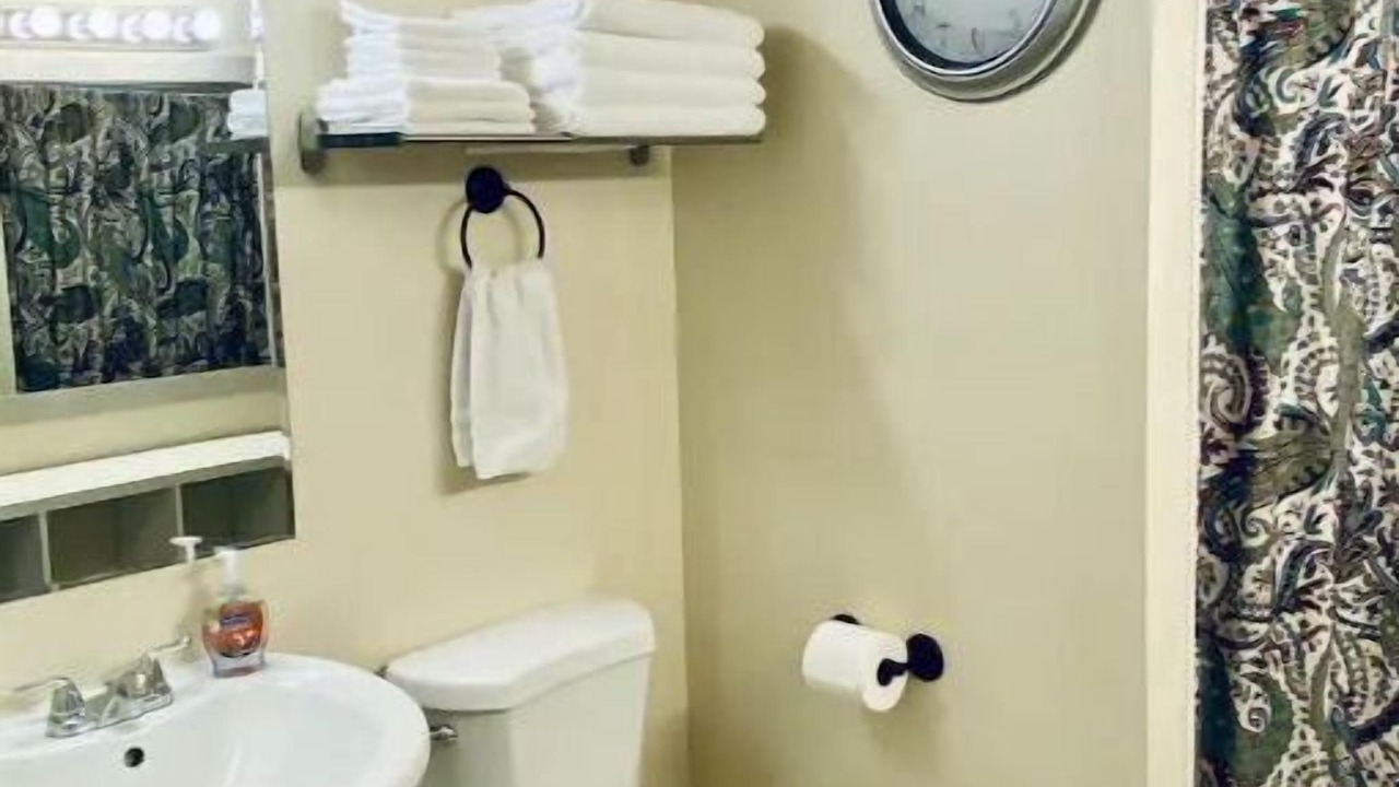 Photo of Bathroom in Washington Terrace