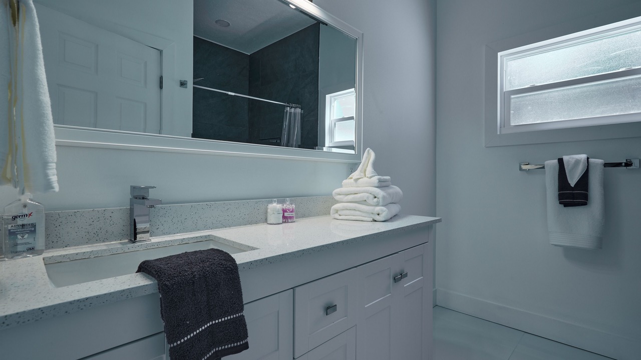 Photo of Bathroom in Valrico