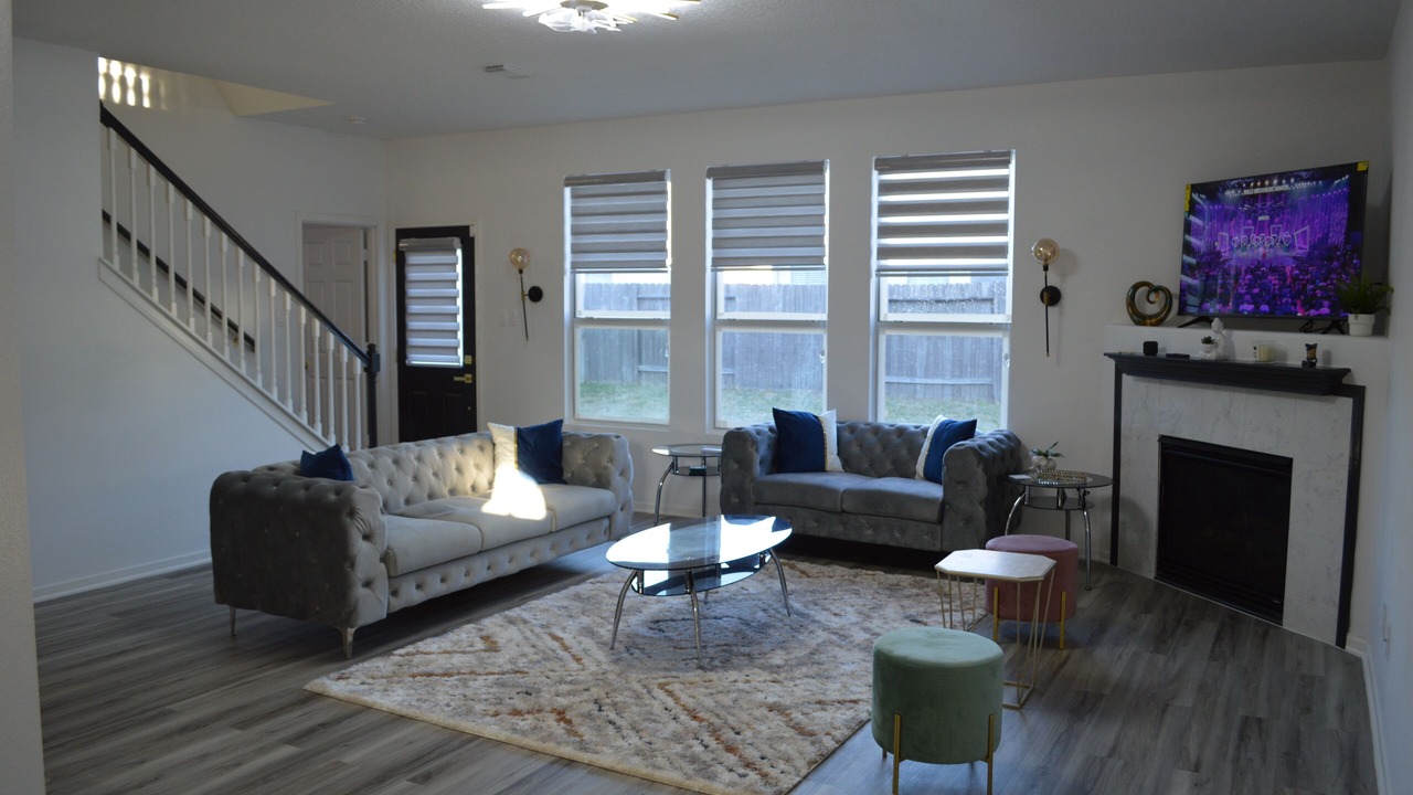 Photo of Livingroom in Cypress