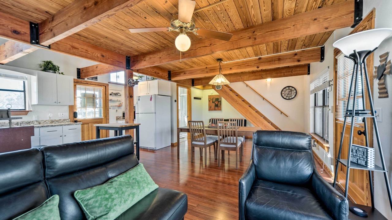 Photo of Livingroom in Fredericksburg