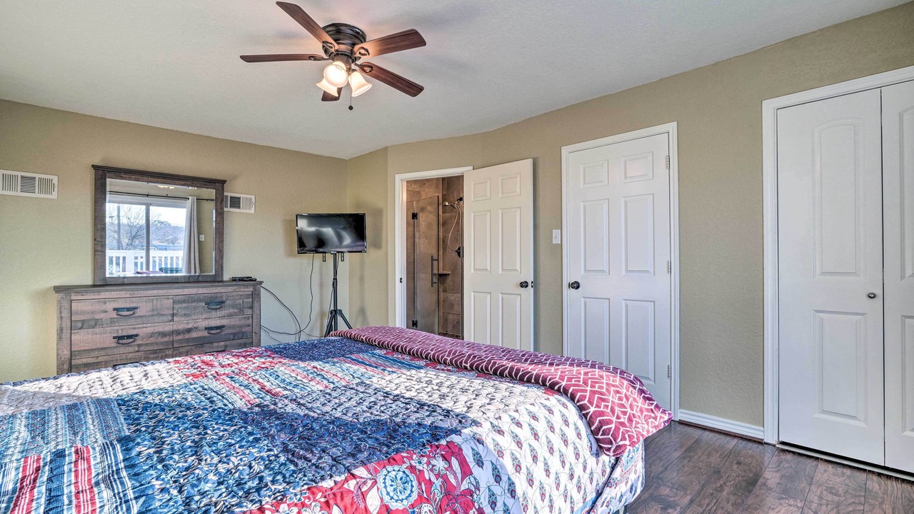 Photo of Bedroom in Atascosa