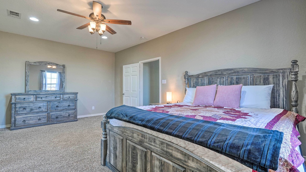 Photo of Bedroom in Atascosa