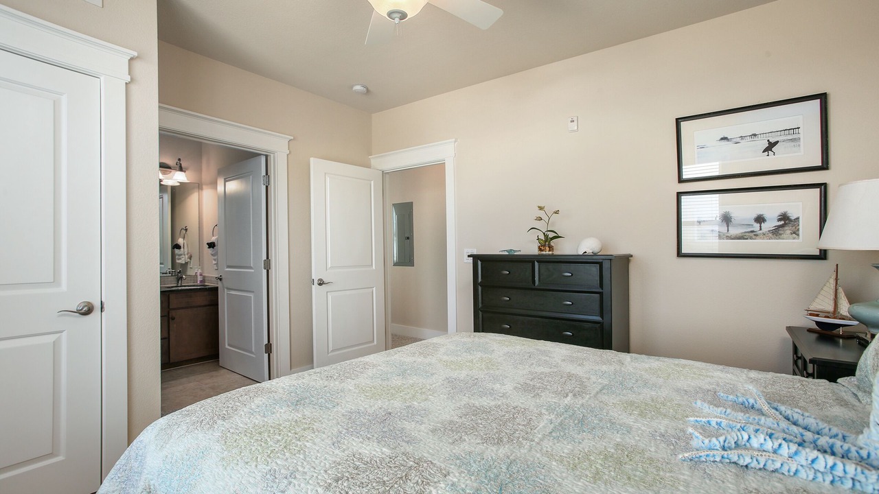 Photo of Bedroom in Red Fish Cove