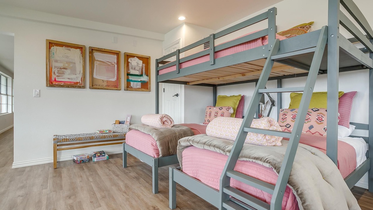 Photo of Bedroom in Dennis