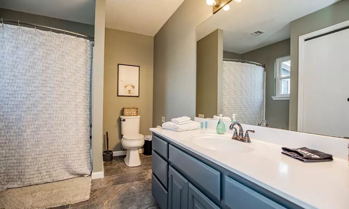 Photo of Bathroom in Beaver Shores