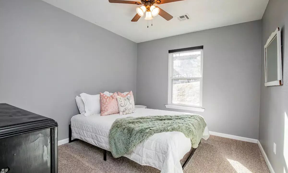 Photo of Bedroom in Beaver Shores