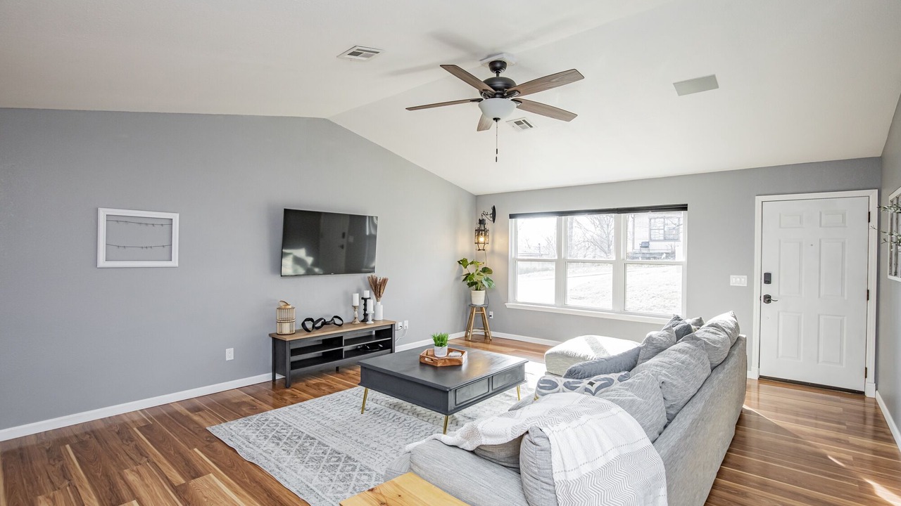 Photo of Livingroom in Beaver Shores