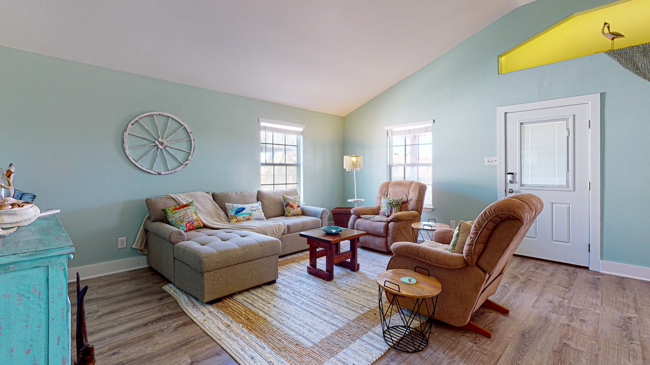 Photo of Livingroom in Leeward Sands