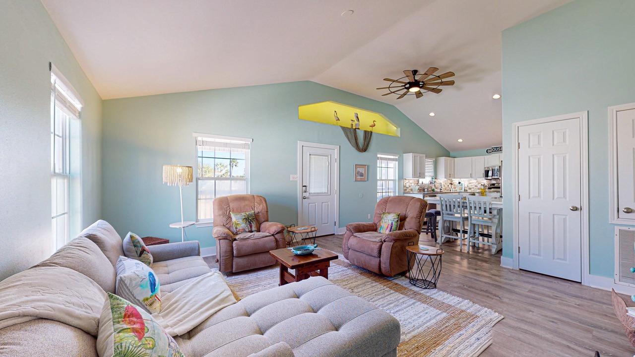 Photo of Livingroom in Leeward Sands