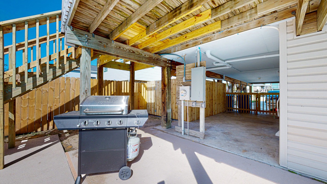 Photo of Patio Balcony in Leeward Sands