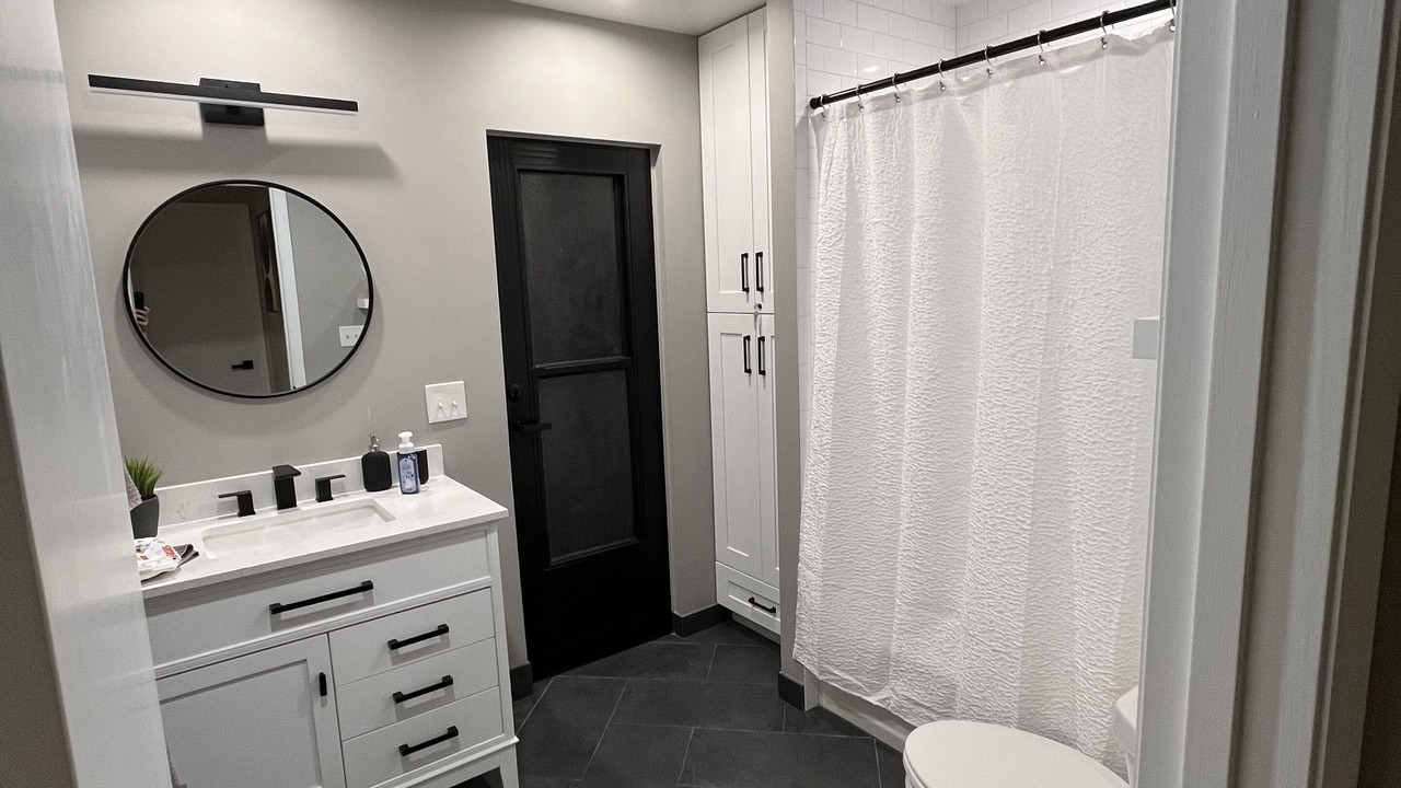 Photo of Bathroom in Englewood East