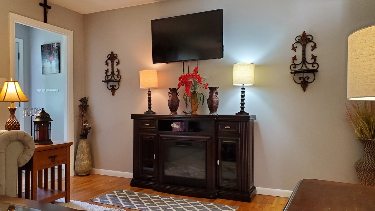 Photo of Livingroom in St. Marys