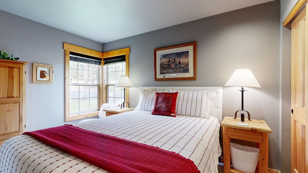 Photo of Bedroom in Redmond