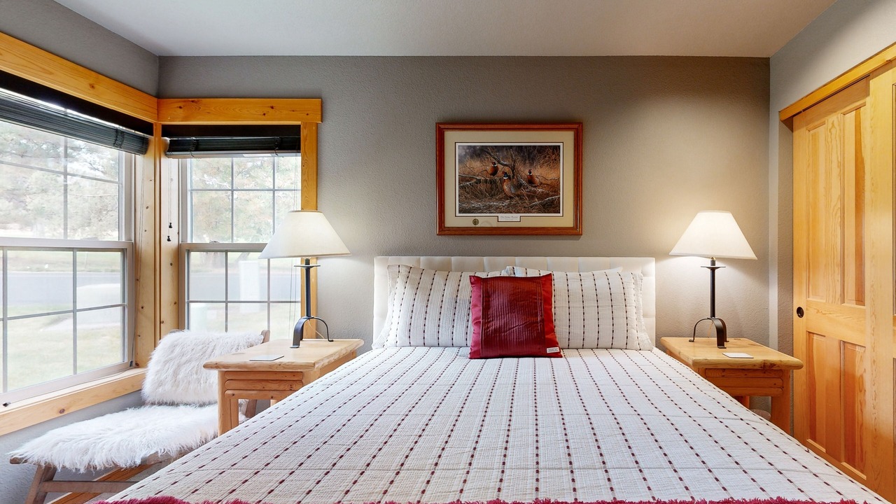 Photo of Bedroom in Redmond