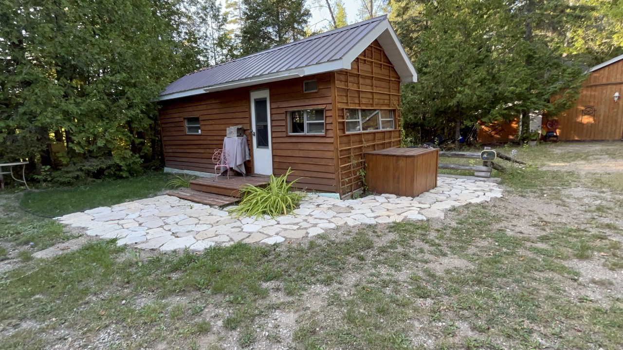 Photo of Others in Manitowaning
