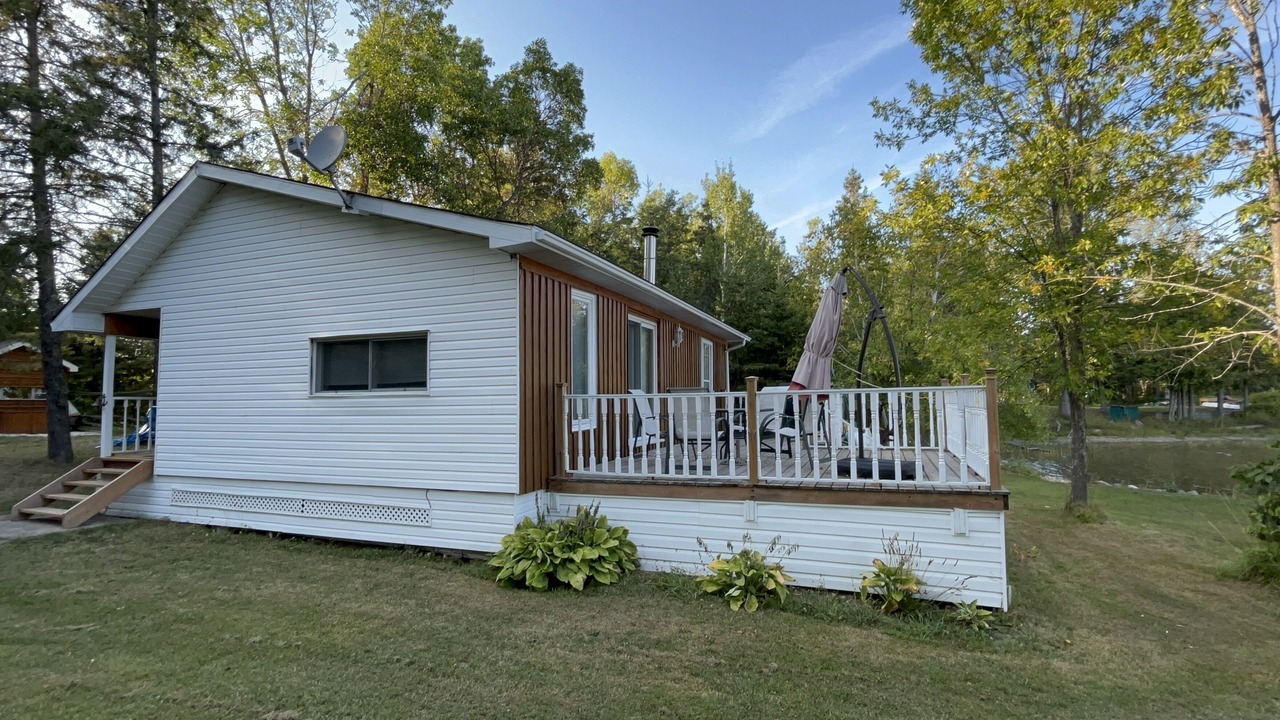 Photo of Others in Manitowaning