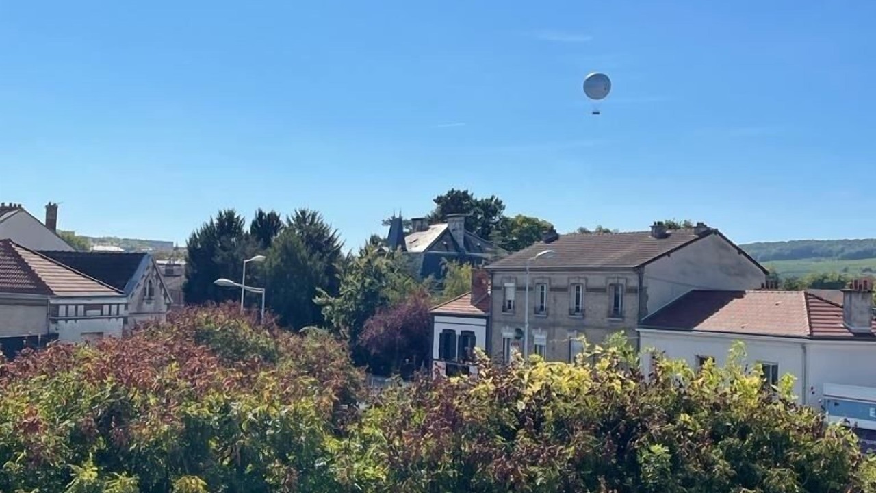 Photo of Others in Magenta