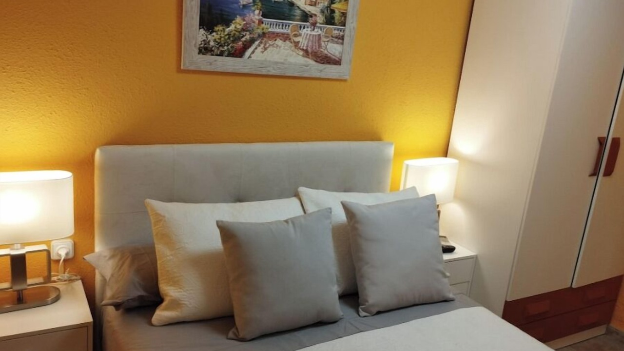 Photo of Bedroom in El Roc de Sant Gaieta