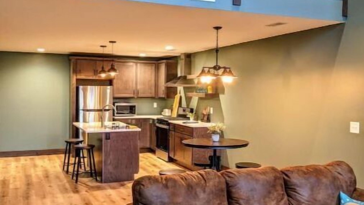 Photo of Livingroom in Utica