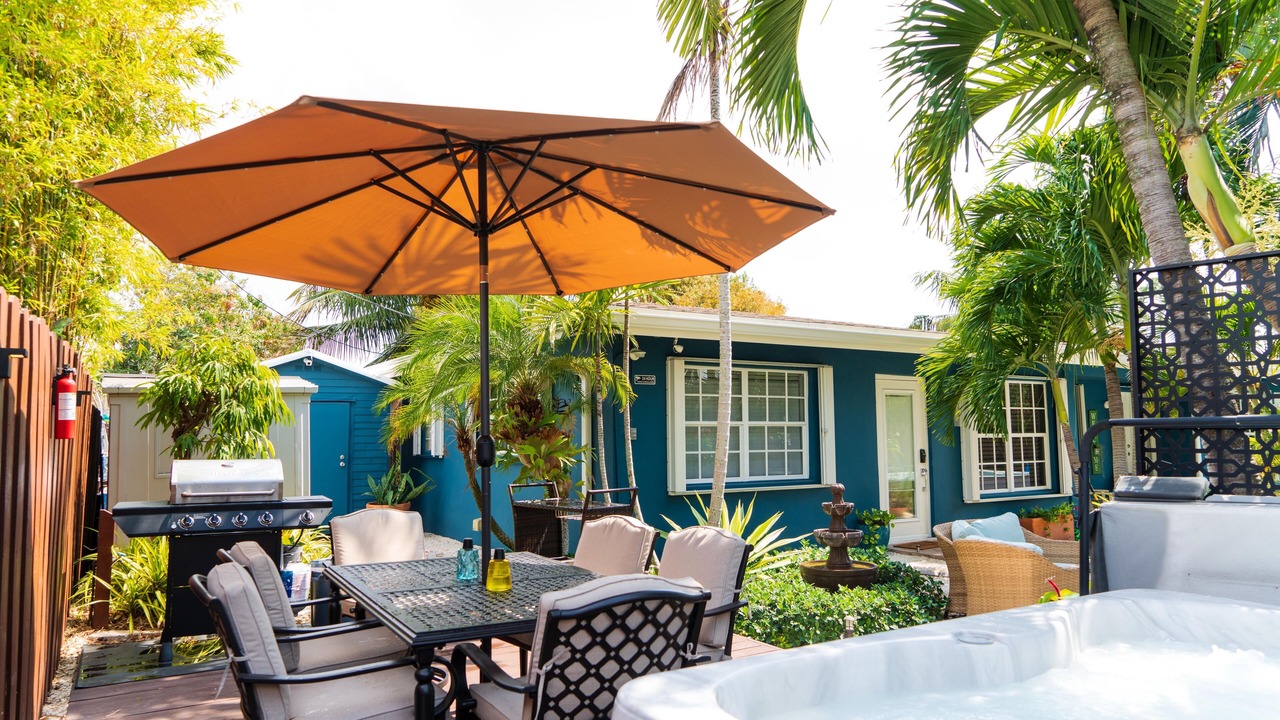 Photo of Patio Balcony in Central Oakland Park