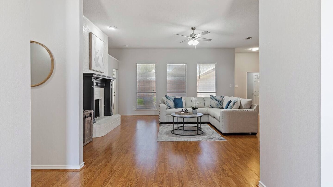 Photo of Livingroom in Sachse