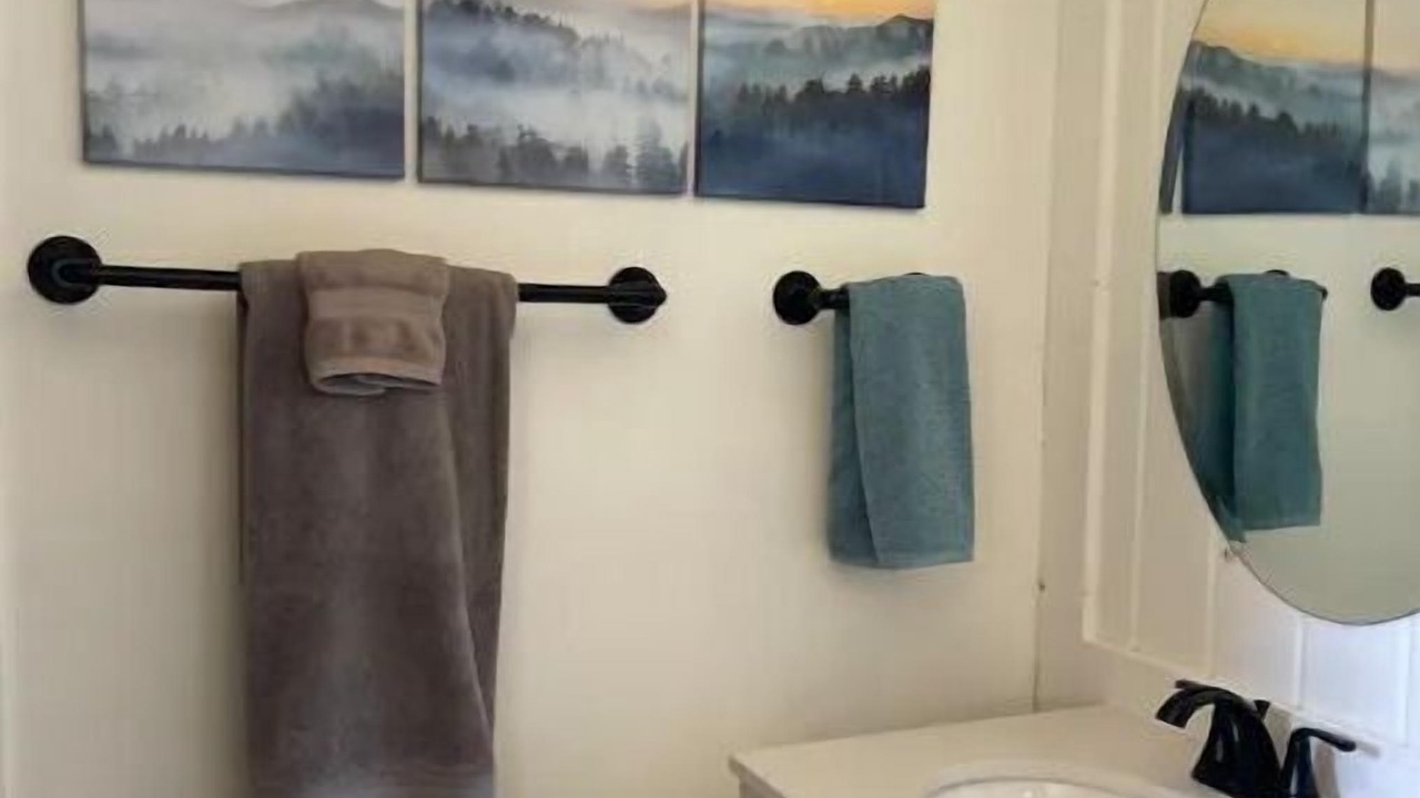Photo of Bathroom in Tiger