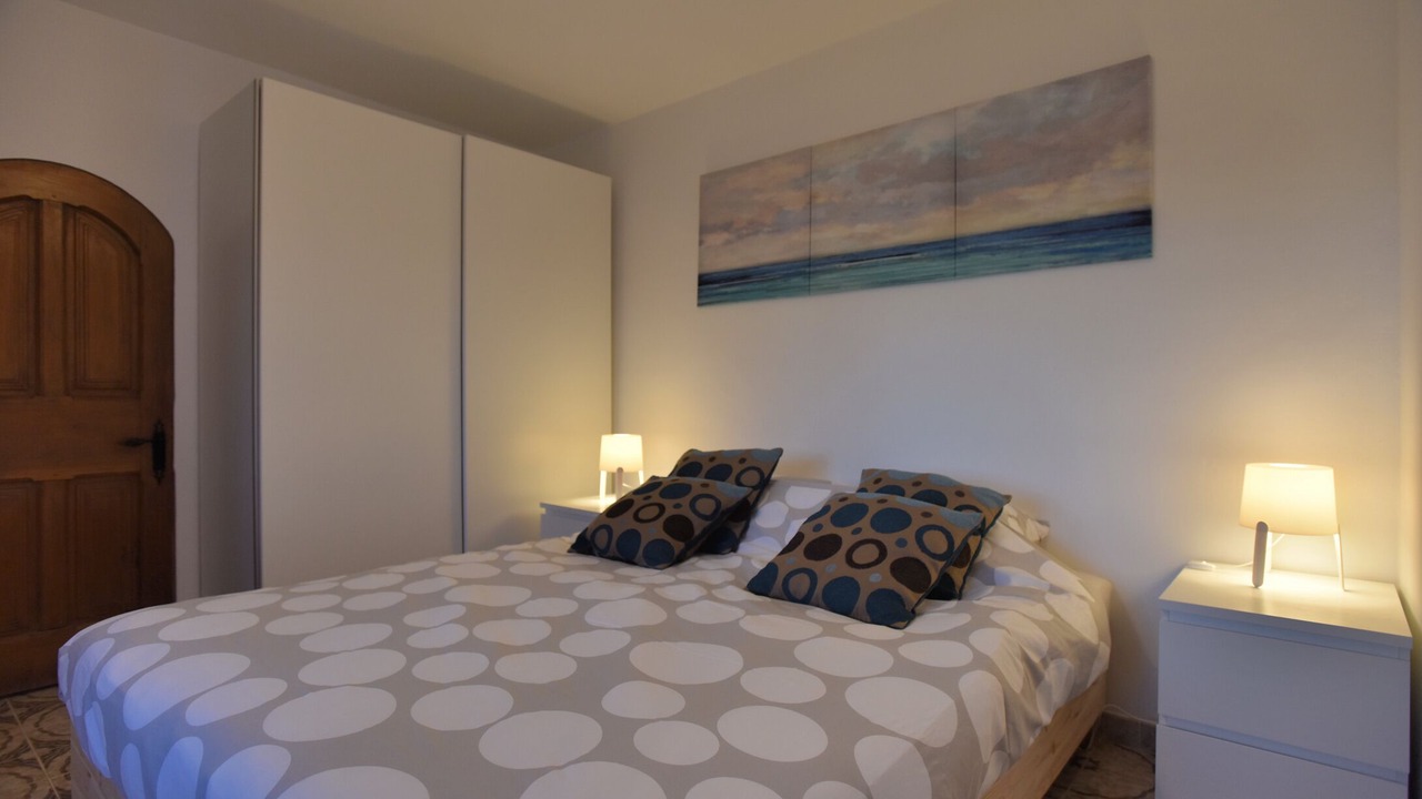 Photo of Bedroom in Sainte-Croix-a-Lauze
