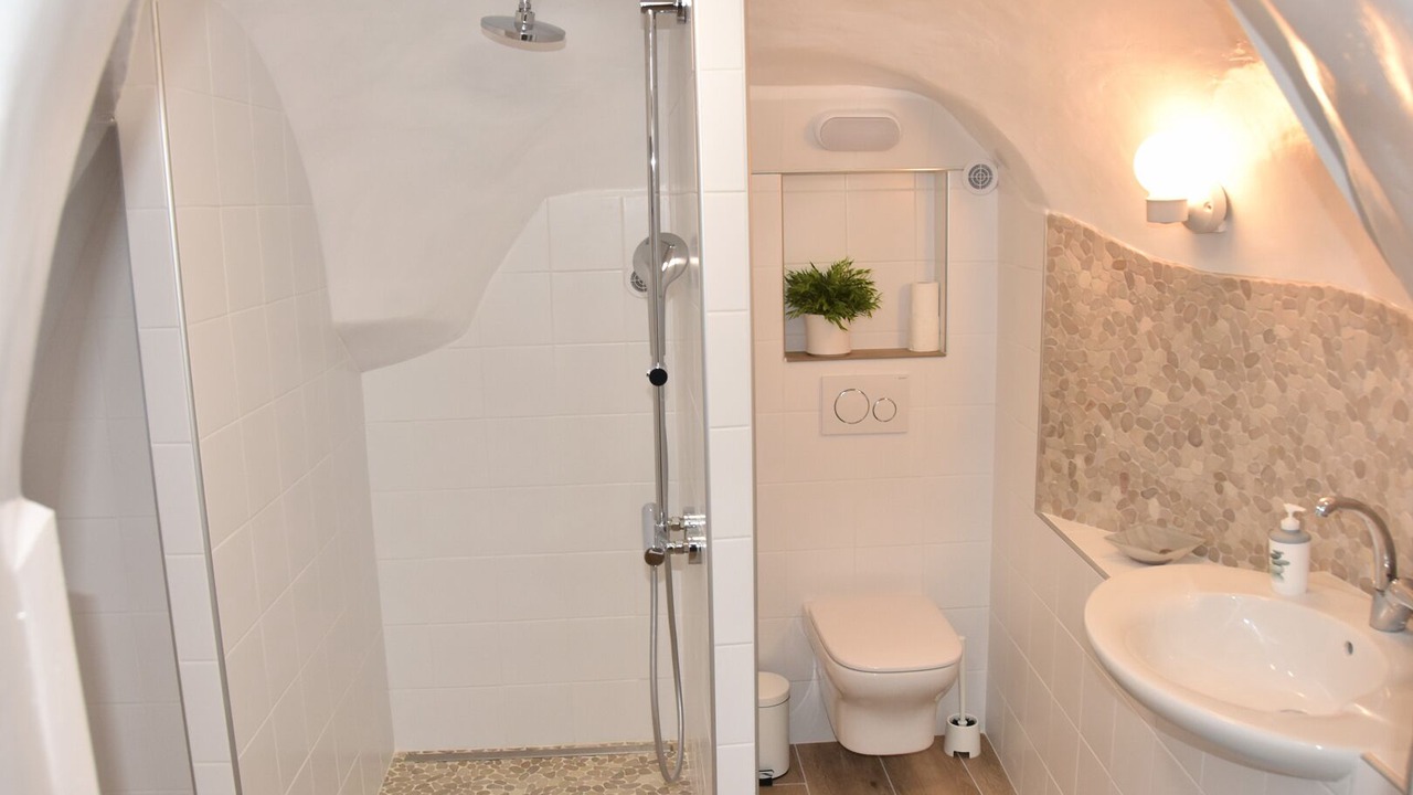Photo of Bathroom in Sainte-Croix-a-Lauze