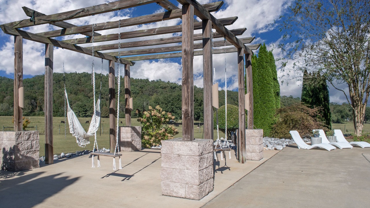 Photo of Patio Balcony in Fort Mc Clellan