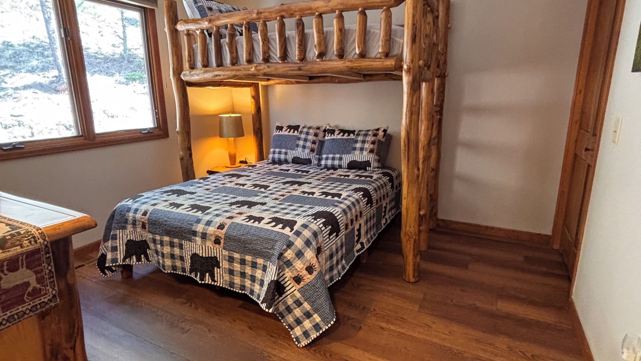 Photo of Bedroom in Aspen Brook