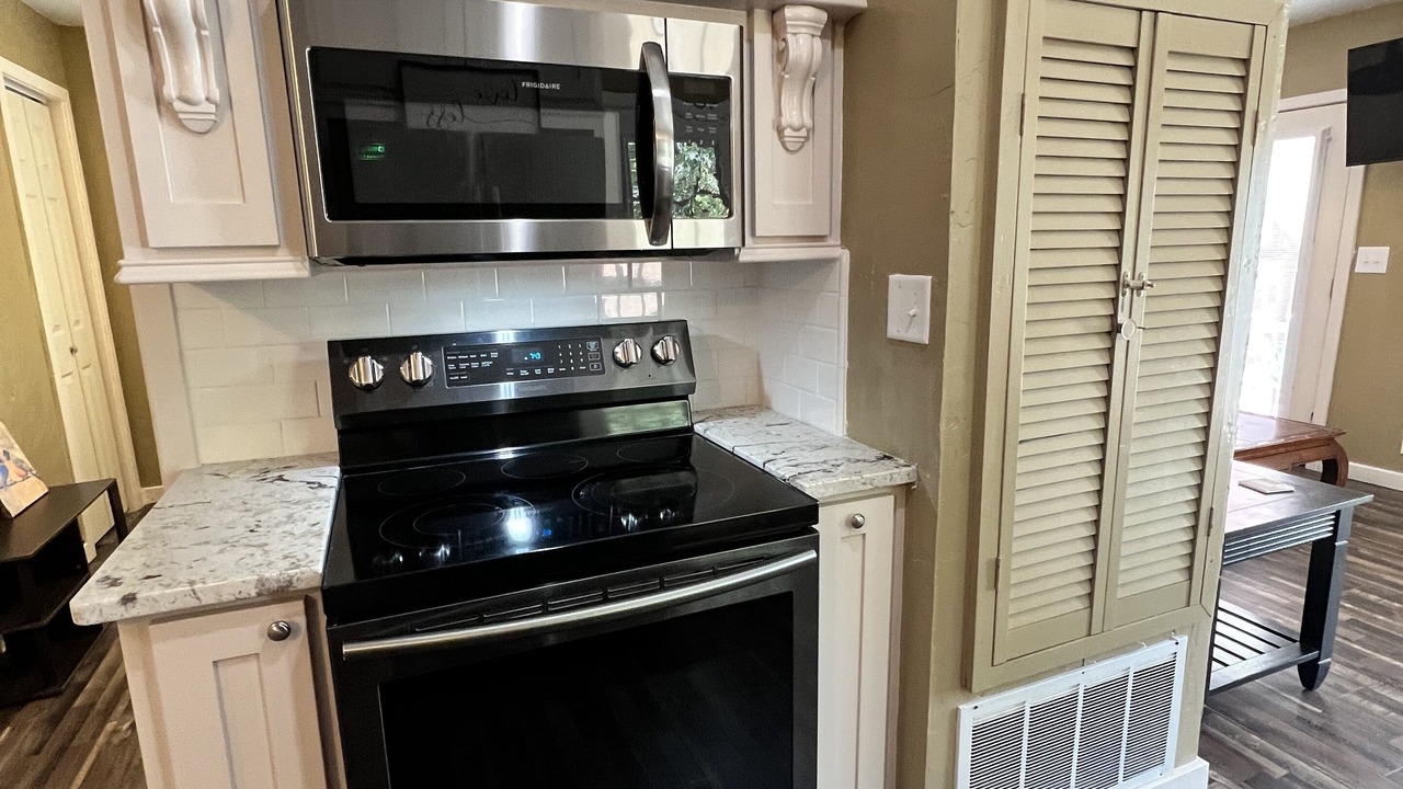 Photo of Kitchen in Avinger