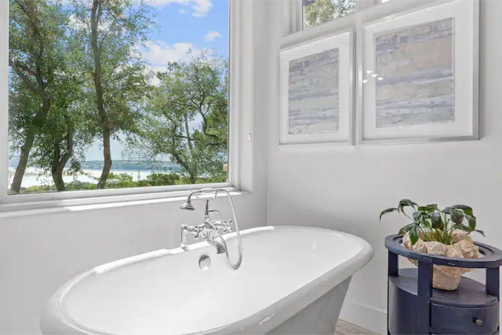 Photo of Bathroom in Spicewood