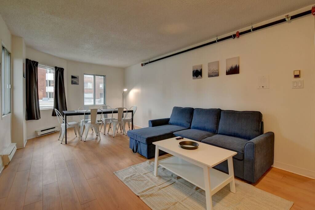 Photo of Livingroom in Laval
