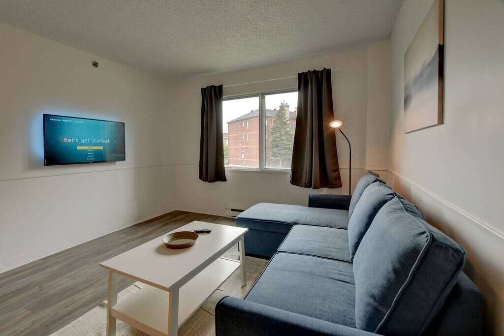 Photo of Livingroom in Laval