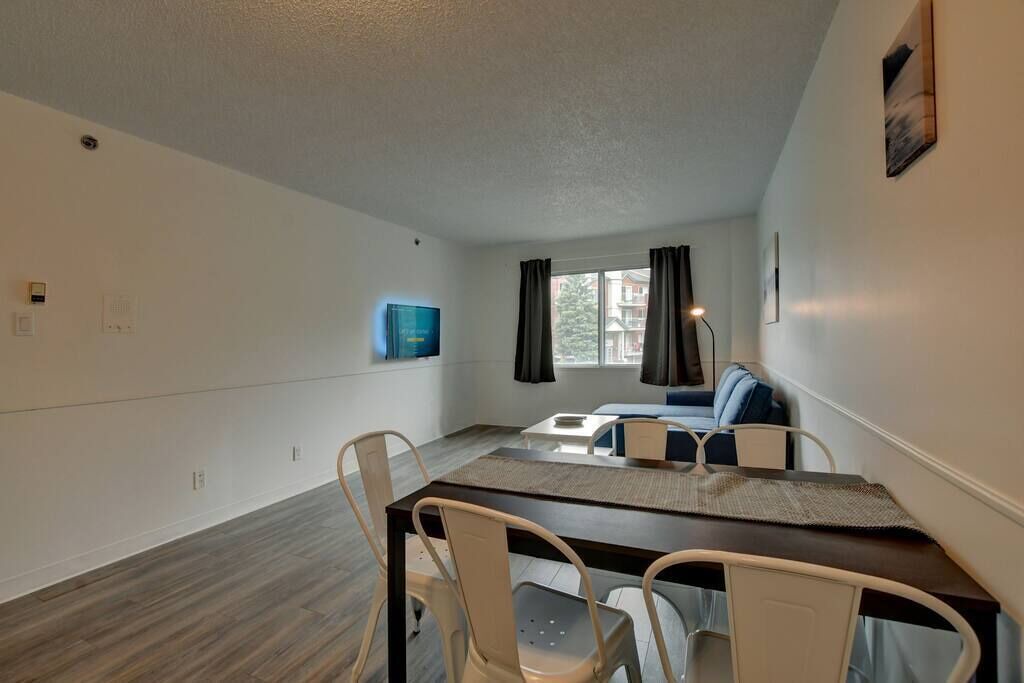 Photo of Livingroom in Laval